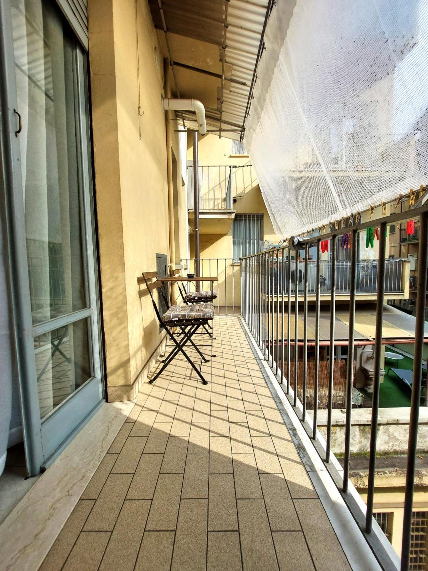Casa Stazione Centrale Turín Exterior foto